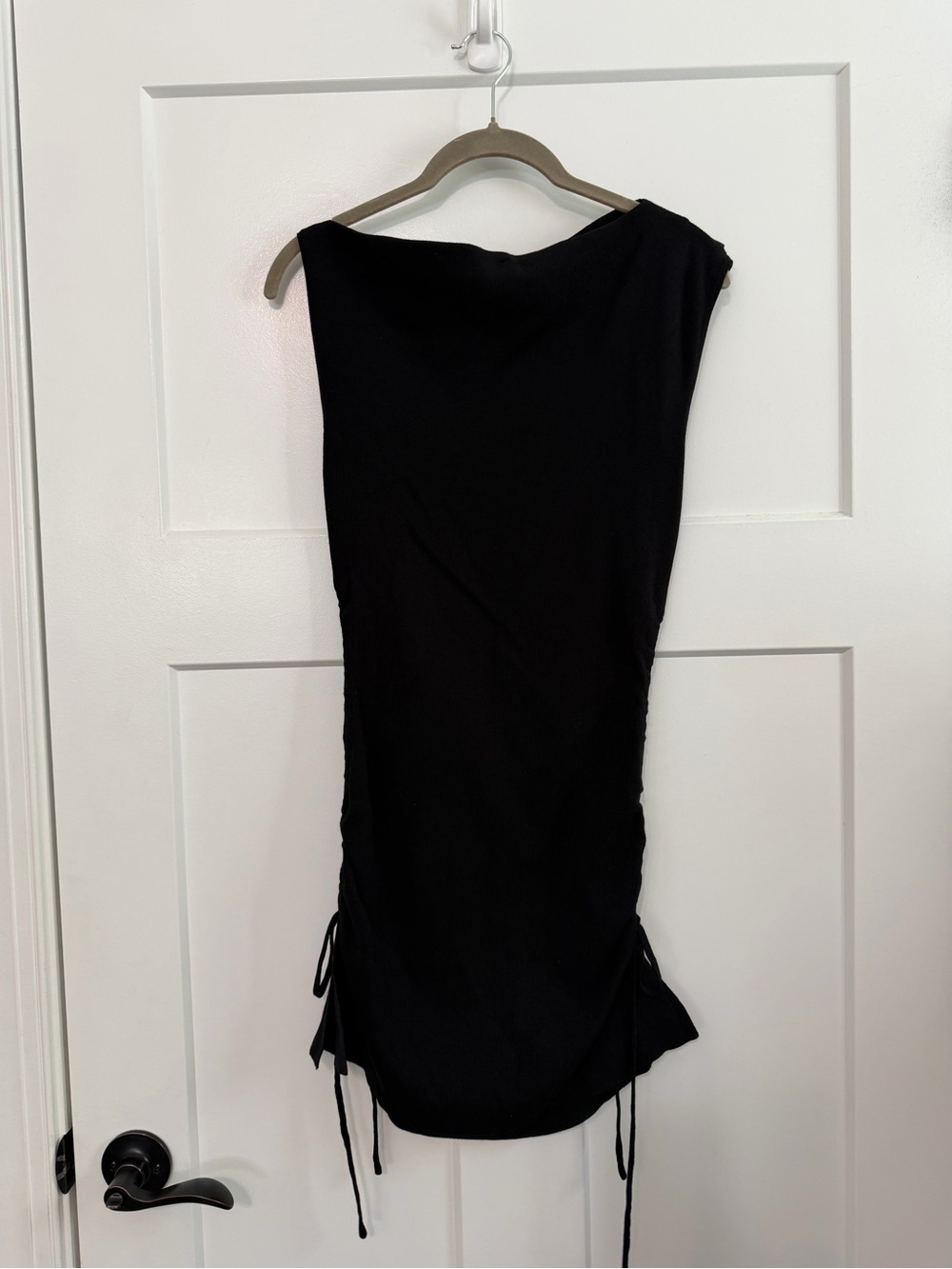 Lioness Black One-Shoulder Mini Dress - Picture 8 of 9